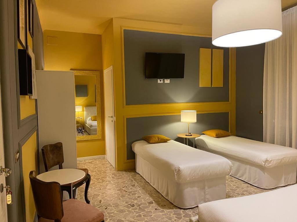Central Suite Bed&Breakfast Bolonia Exterior foto